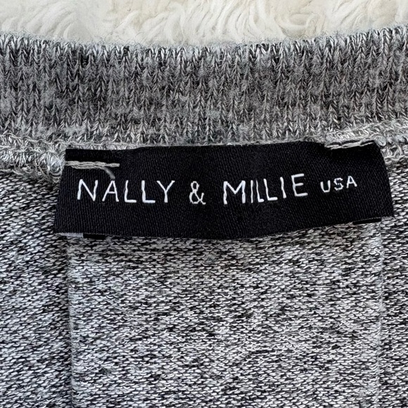 NALLY & MILLIE Long Sleeve Tunic Blouse Loose Fit Gray - Picture 3 of 6